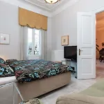 Apartment Acheiropoietos