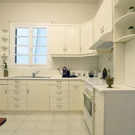 Acheiropoietos Apartamento *